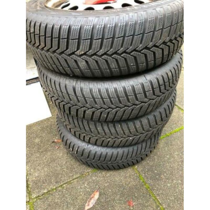 Winterbanden incl velg +nieuwe sneeuwkettingen (mini)