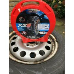 Winterbanden incl velg +nieuwe sneeuwkettingen (mini)