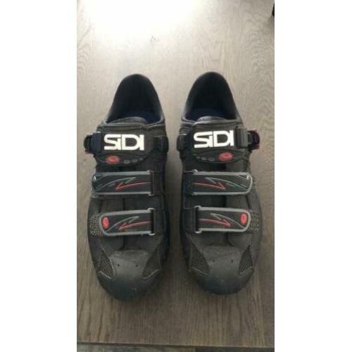 Sidi wilrenschoenen maat 43 2 paar