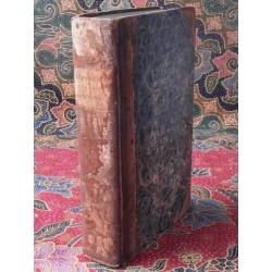 Mooi antiek boek uit Engeland Classical dictionary uit 1818.