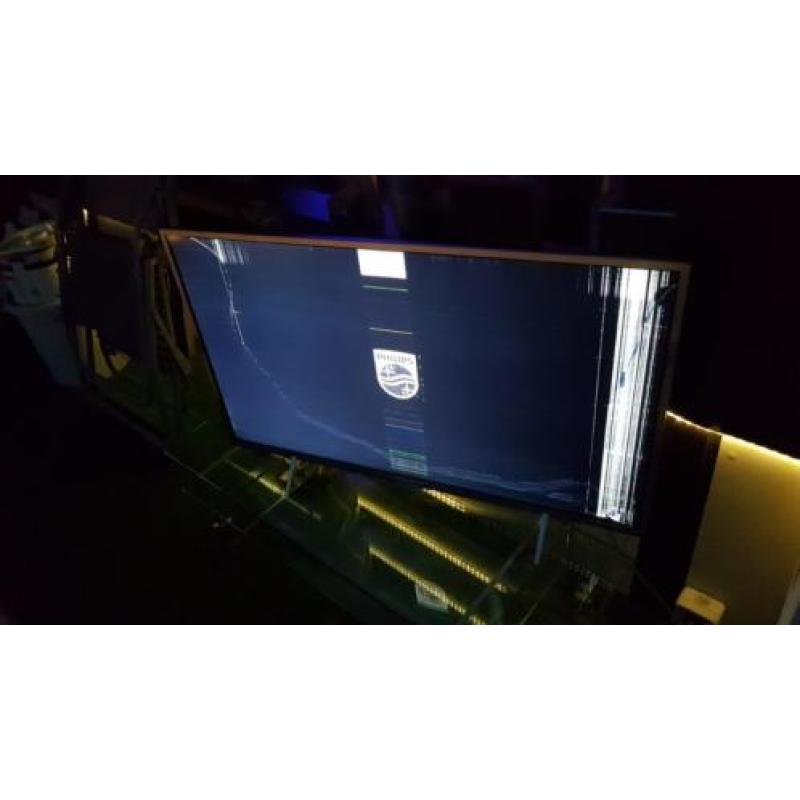 40" Philips LED TV met defect (smart tv)