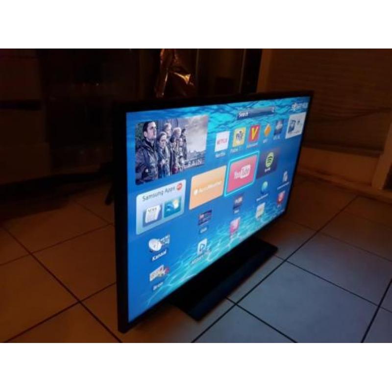 Samsung 40 inch SMART HUB TV led full hd 275 euro