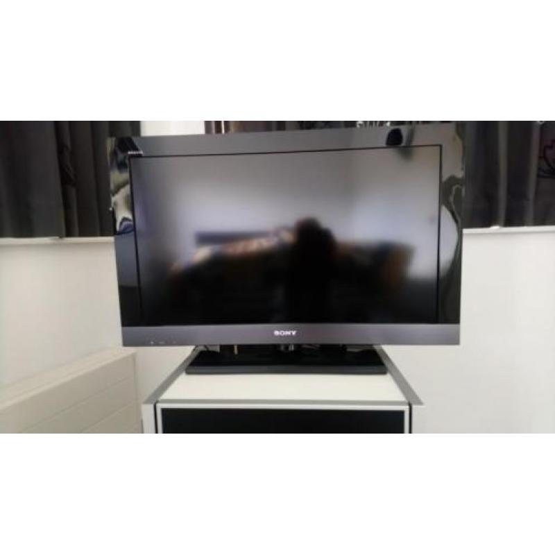 Sony LCD TV 32 INCH