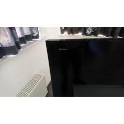 Sony LCD TV 32 INCH