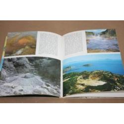Fraai fotoboek over de Vesuvius en Herculaneum !!