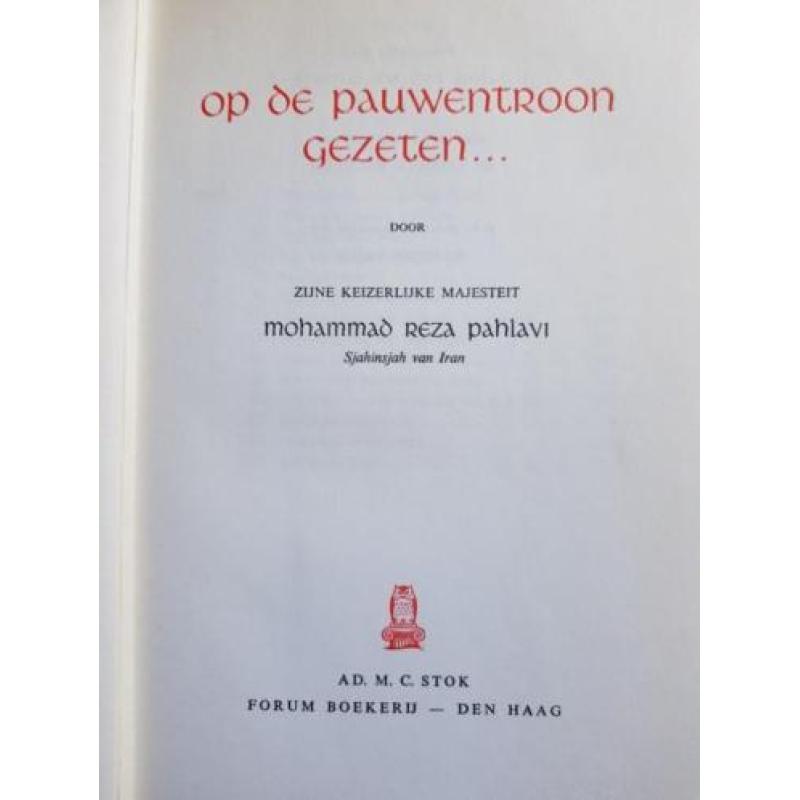 Boek Op de Pauwentroon gezeten... van Mohammed Reza Pahlavi