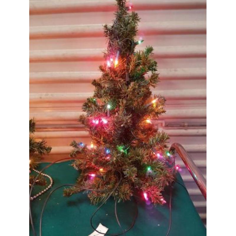 Kerstbomen klein met verlichting, 2x