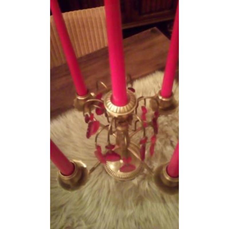 2 prachtige kerstkandelaars met rode pegels