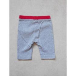 (C86) SALE! Grijs broekje met rode tailleband