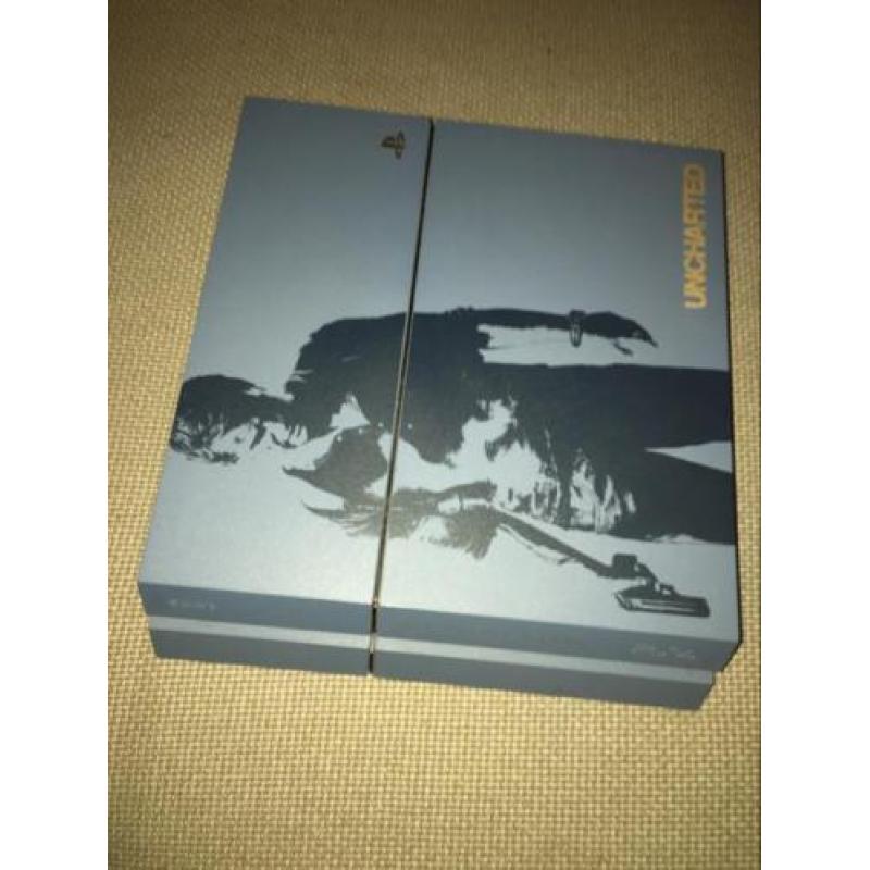 Playstation 4 Limited Edition 1TB ( Uncharted 4 )