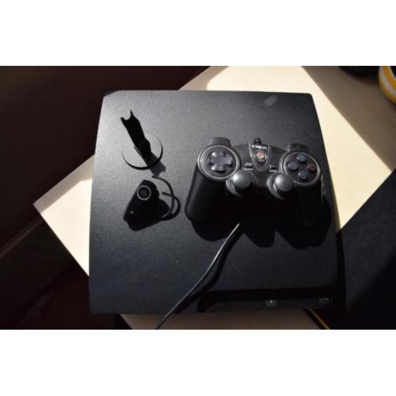 Playstation 3 + 14 games + accesoires