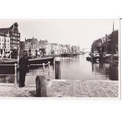 Dordrecht. 2 x. Schepen.